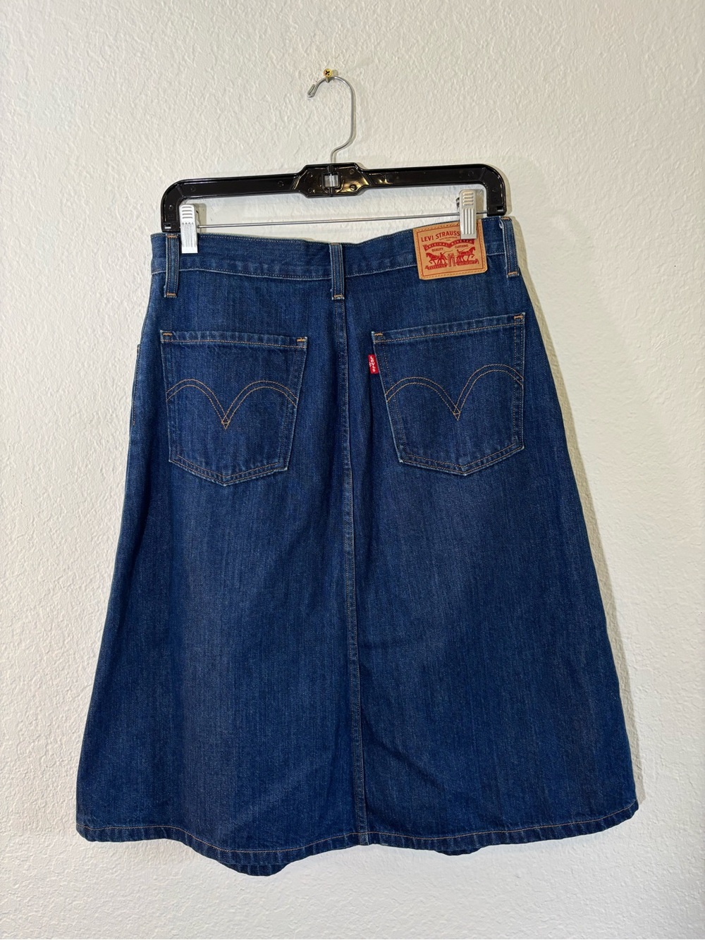 Levi’s Blue Denim Button Front A-Line Midi Skirt Size 27 - Picture 8 of 13
